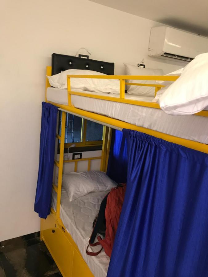 Mango Dormitory Mumbai Exterior photo