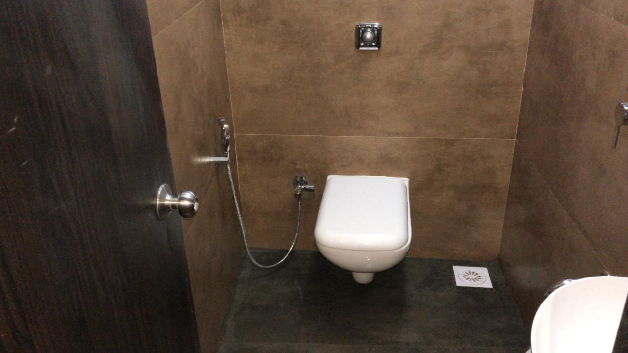 Mango Dormitory Mumbai Exterior photo